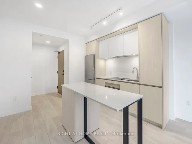 Additional image 5 of 225 Sumach St Unit 1310