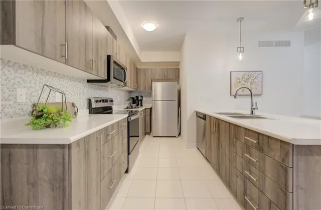 Additional image 9 of 375 Westwood Dr Unit A