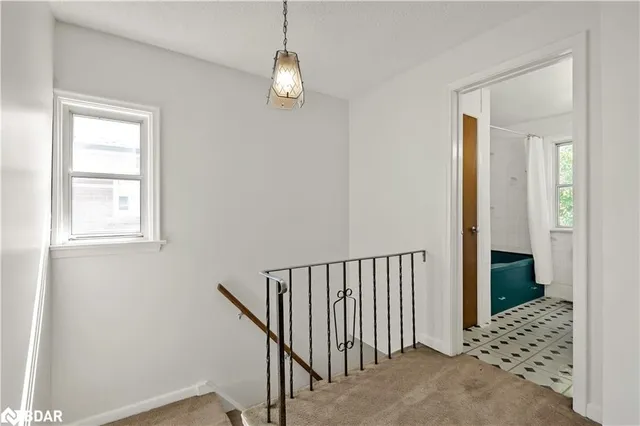 Additional image 10 of 55 Laurel Ave