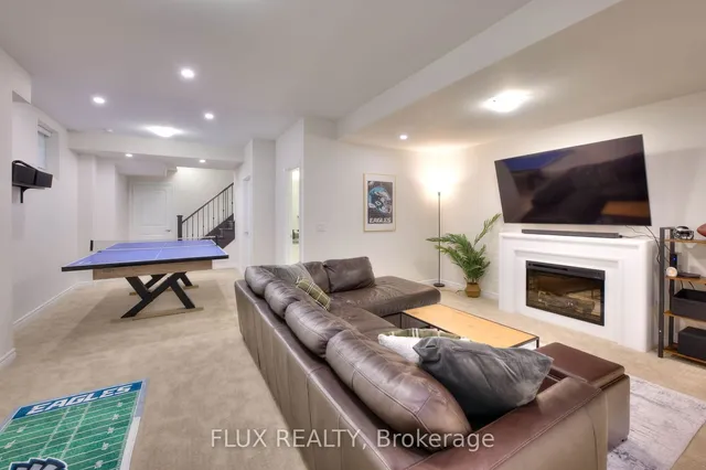 Additional image 35 of 2 Stonehill Ave