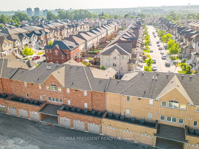 Additional image 30 of 129 Isaac Devins Blvd Unit 1