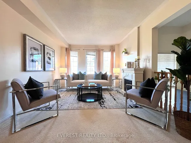 Additional image 12 of 106 Conn Smythe Dr