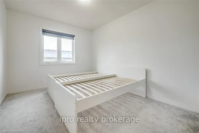 Additional image 28 of 11 SHEDROW Pl