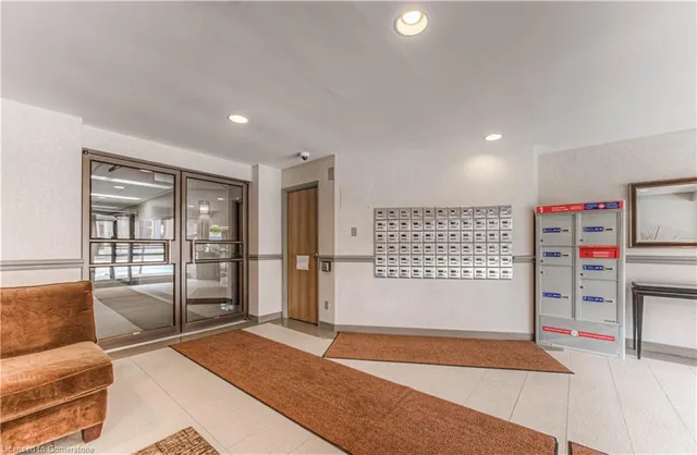 Additional image 47 of 20 Ellen St Unit 703