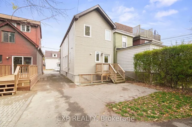 Additional image 30 of 16 Coxwell Ave