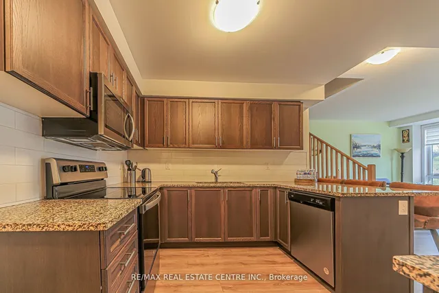 Additional image 29 of 20 Woodstream Dr Unit 8