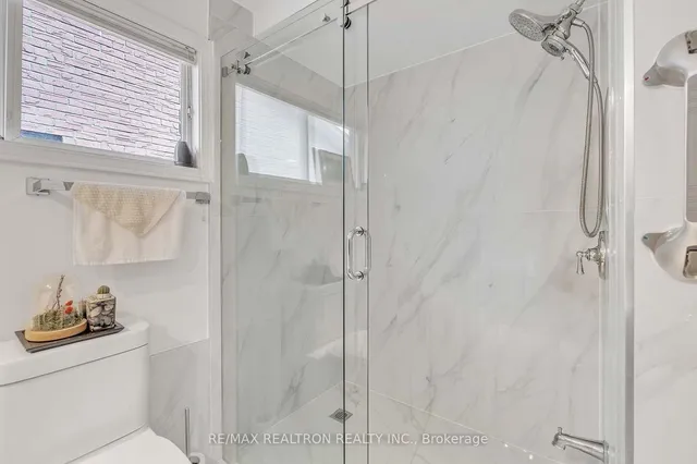 Additional image 20 of 111 Robert Hicks Dr