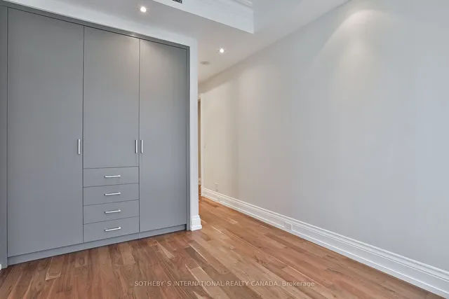 Additional image 25 of 1 St Thomas St Unit 9C