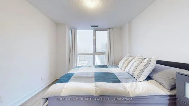 Additional image 13 of 318 Richmond St Unit 905