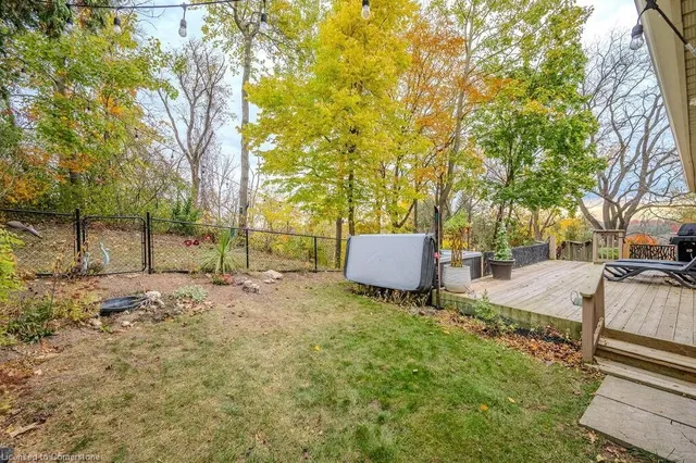 Additional image 42 of 57 Tinatawa Crt