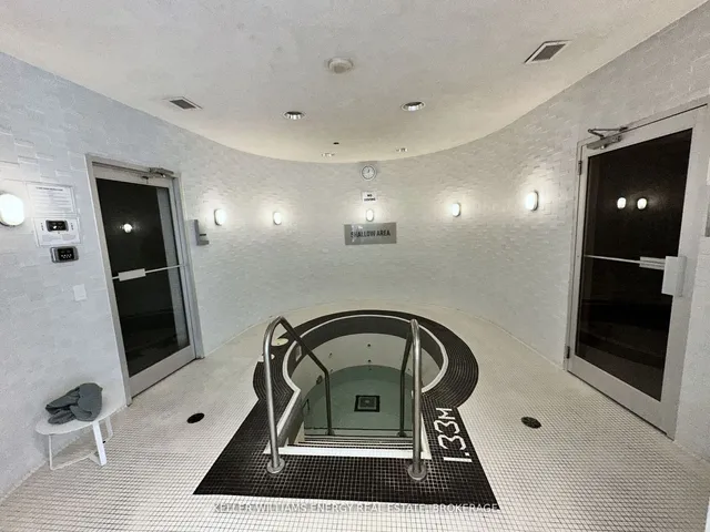 Additional image 37 of 12 York St Unit 1409