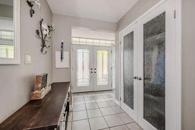 Additional image 5 of 3 REISTVIEW St