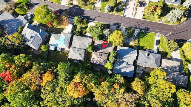 Additional image 24 of 23 Christine Cres