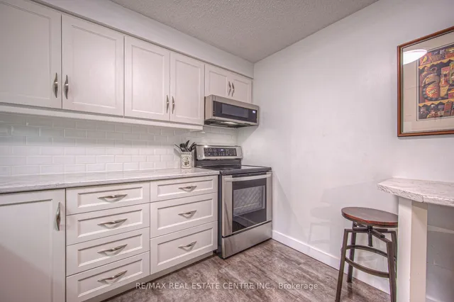 Additional image 7 of 55 Green Valley Dr Unit 1806