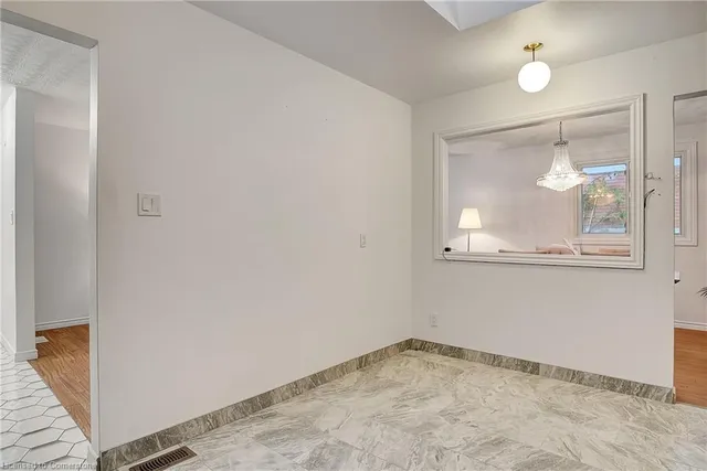 Additional image 20 of 15 Cherry Hill Dr