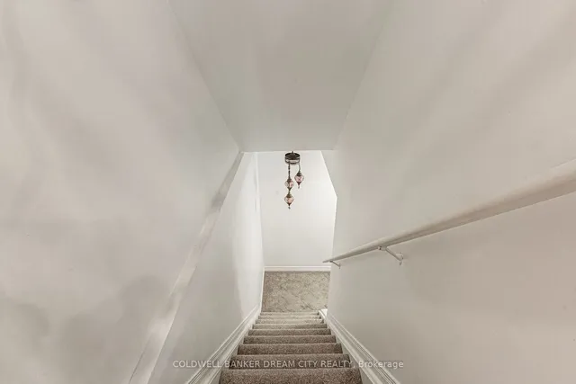 Additional image 26 of 250 Apple Hill Cres