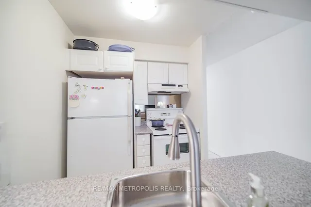 Additional image 33 of 109 Front St Unit 528