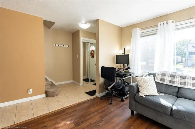 Additional image 7 of 58 Breckenridge Dr