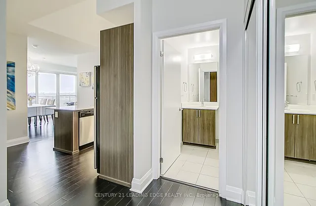 Additional image 4 of 17 Kenaston Gdns Unit 805