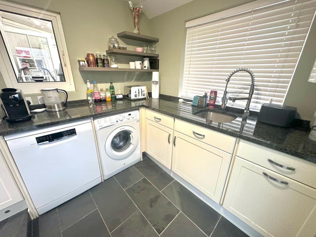 Additional image 4 of Chilton Grove, Yeovil, Somerset