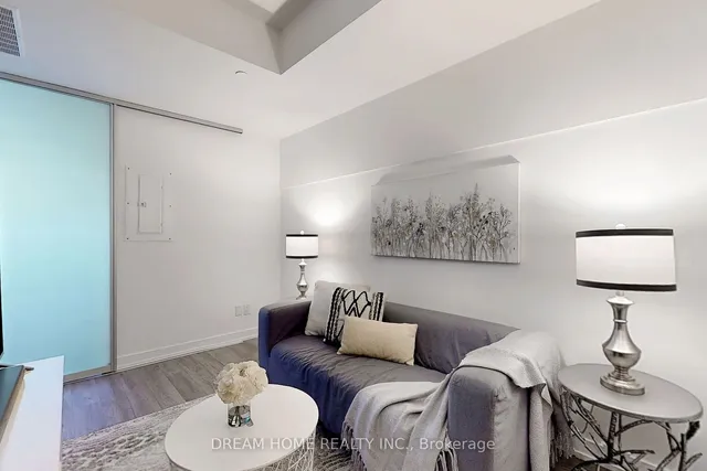 Additional image 17 of 851 Sheppard Ave Unit 42