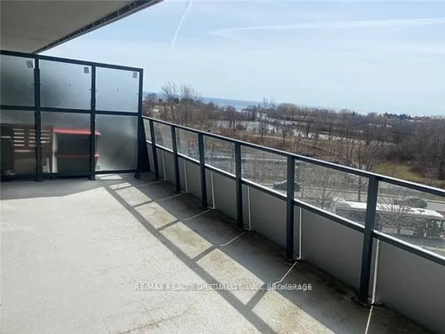 Additional image 12 of 20 SHORE BREEZE Dr Unit 320