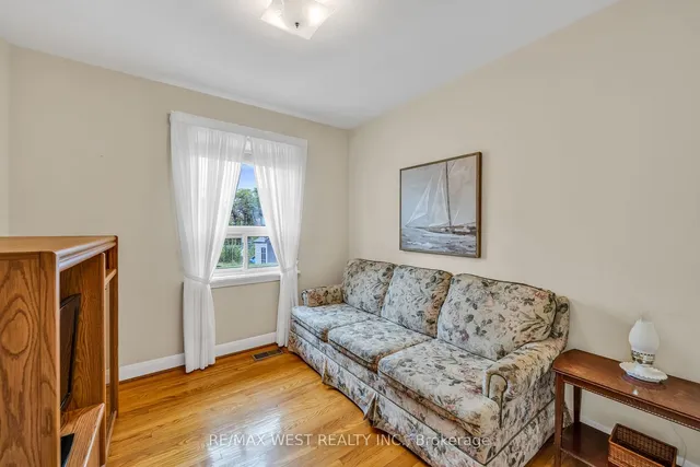 Additional image 19 of 5 Picton Cres