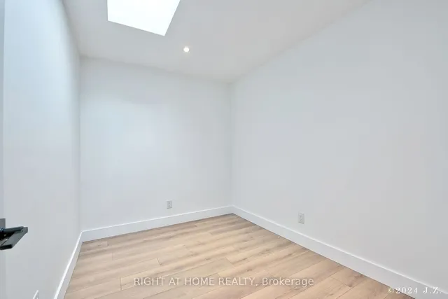 Additional image 35 of 50A Lanark Ave