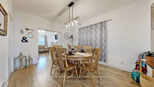 Additional image 12 of 12 Lark St