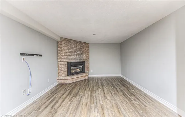 Additional image 9 of 28 Underhill Cres Unit 11