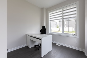 Additional image 5 of 172 Aubrais Crescent