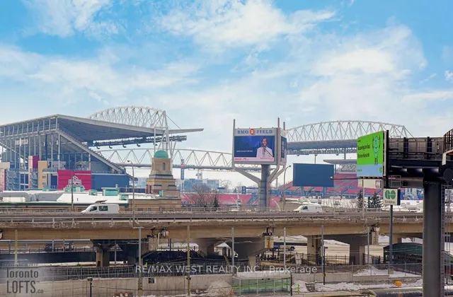 Additional image 15 of 5 Hanna Ave Unit 429