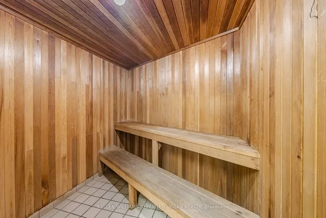 Additional image 37 of 250 Queens Quay Unit 703