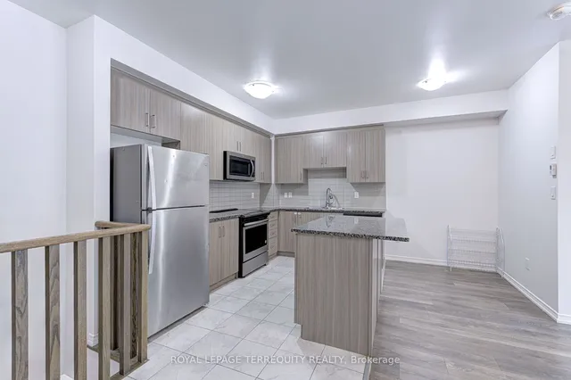 Additional image 18 of 11 Applewood Lane Unit 116