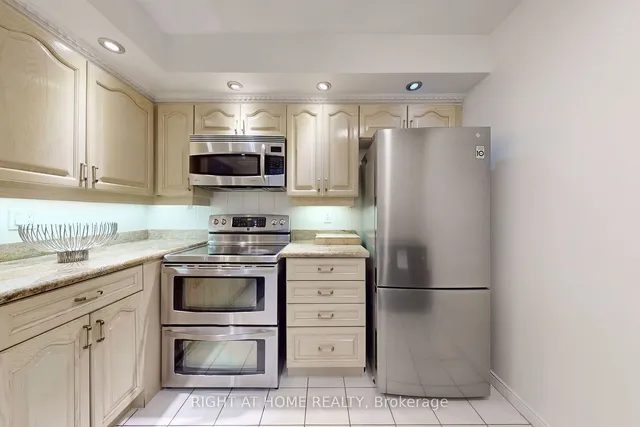 Additional image 23 of 10 Guildwood Pkwy Unit 1131