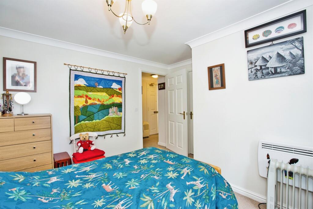 Additional image 11 of Somerton Road, Street