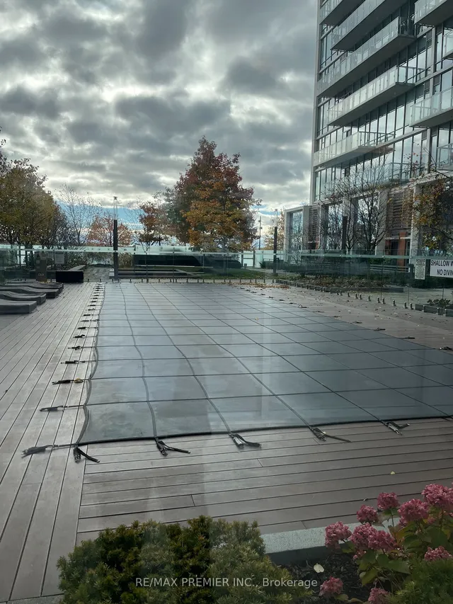 Additional image 13 of 29 Queens Quay Unit 421