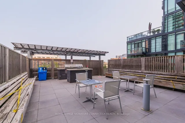 Additional image 30 of 8 Dovercourt Rd Unit 802