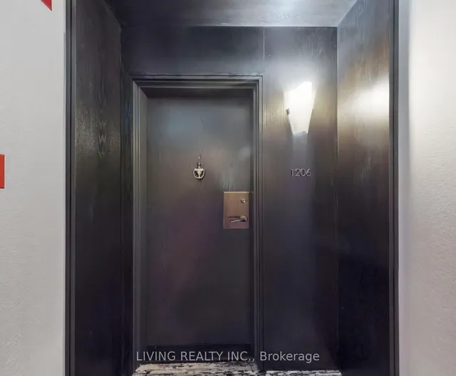 Additional image 3 of 62 Wellesley St Unit 1206