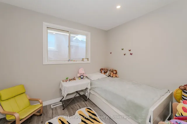 Additional image 13 of 48 Summerhill Cres