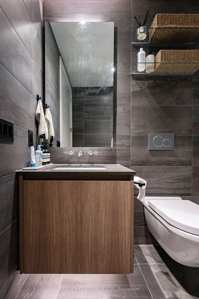 Additional image 9 of 81 Wellesley St Unit 1201