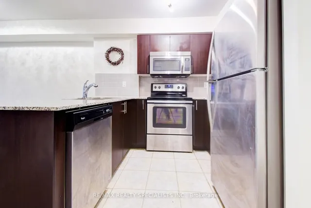 Additional image 10 of 1410 Dupont St Unit 908