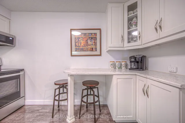 Additional image 8 of 55 Green Valley Dr Unit 1806