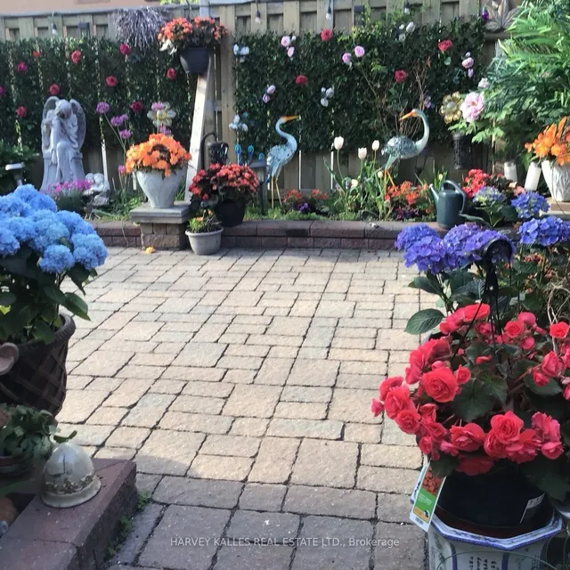 Additional image 37 of 100 Fenside Dr