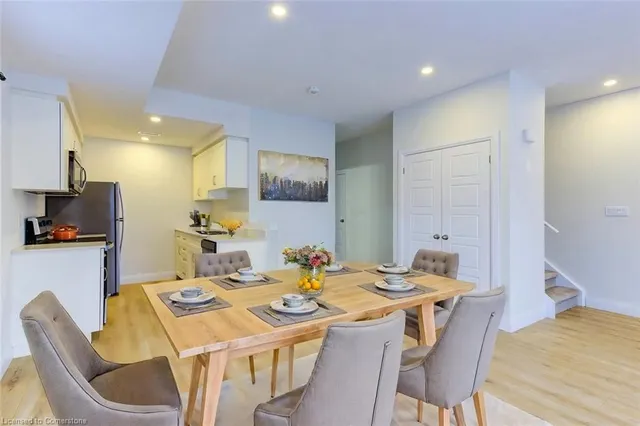 Additional image 8 of 600 Victoria St Unit 23