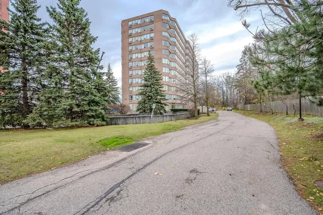 Additional image 3 of 3227 King St Unit 301