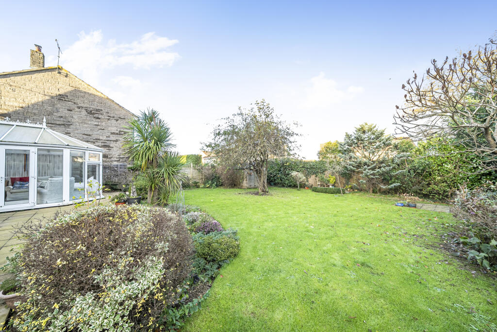 Additional image 12 of St. Nicholas Close - Popular Cul-de-Sac Location