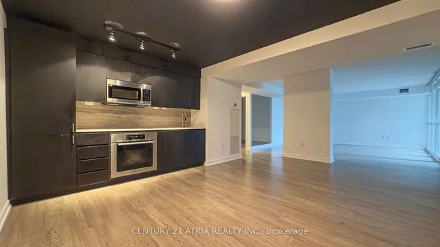 Additional image 15 of 10 Capreol Crt Unit 922