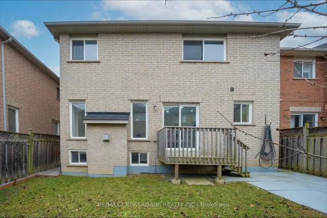 Additional image 20 of 76 Seasons Dr