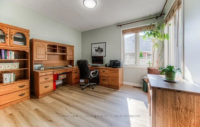 Additional image 19 of 55 WAGON St